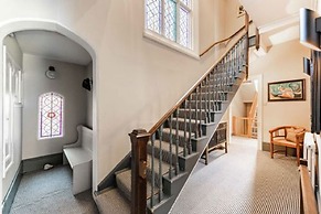 Host Stay Bressingham Lodge