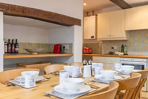 Host Stay 2 Ruscon Cottage