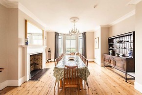 Host Stay Wellington House