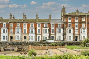 Host Stay Wellington House