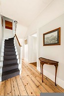 Host Stay Wellington House