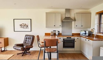 Host Stay Number Five Piglets