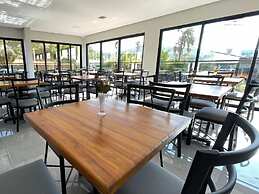 Escarpas Styles Hotel