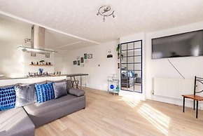 Host Stay Angel Apartment