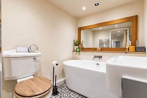 Host Stay The Old Post Office in Docking