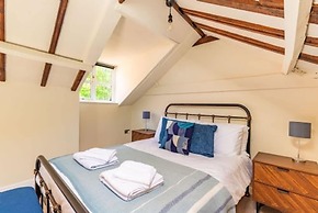 Host Stay The Old Post Office in Docking