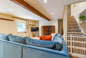 Host Stay The Old Post Office in Docking