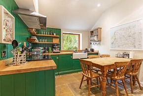 Host Stay The Old Post Office in Docking