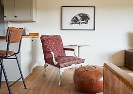 Host Stay Number Four Piglets