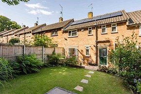 Host Stay Maple House