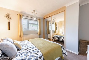 Host Stay Maple House