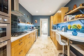 Host Stay Maple House