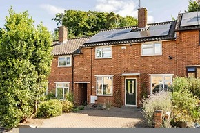 Host Stay Maple House