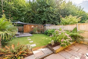 Host Stay Maple House