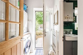 Host Stay Maple House