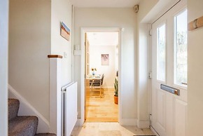 Host Stay Maple House