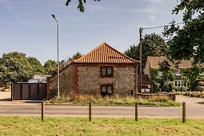 Host Stay Fender Cottage