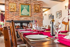 Host Stay Dragons Rest