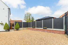 Host Stay Dragons Rest