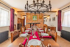 Host Stay Dragons Rest