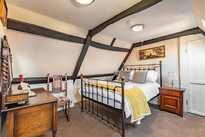 Host Stay Dragons Rest