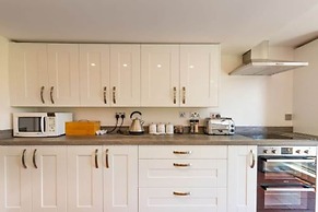 Host Stay Pilgrims Rest