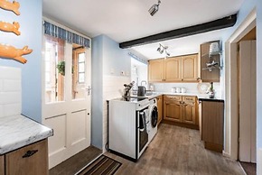 Host Stay Sandpipers