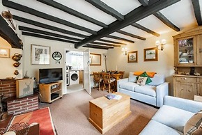 Host Stay Sandpipers