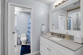 Hollywood Glam Hideaway