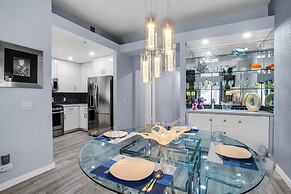 Hollywood Glam Hideaway