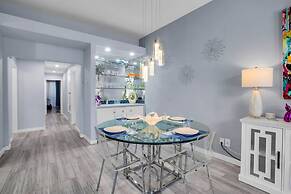 Hollywood Glam Hideaway