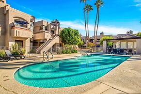 Hollywood Glam Hideaway