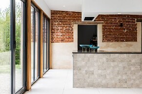 Host Stay Willow Barn