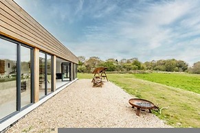 Host Stay Willow Barn