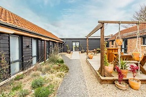 Host Stay Willow Barn