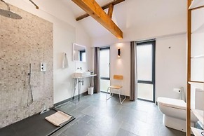 Host Stay Willow Barn