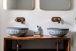 Host Stay Willow Barn