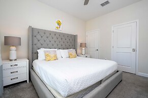 Wonderfull 4Bd w Pool Champions Gate Resort 8945