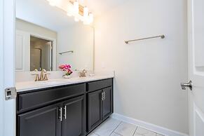 Wonderfull 4Bd w Pool Champions Gate Resort 8945