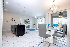 Wonderfull 4Bd w Pool Champions Gate Resort 8945