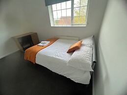 The Coral Guest House Winchester