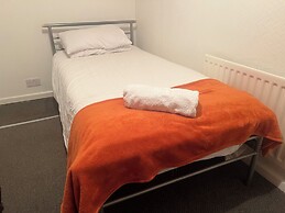 The Coral Guest House Winchester