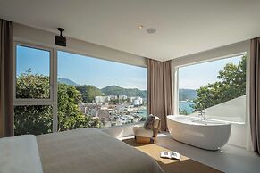 Miyue Shenzhen Blue and White Holy Island Cliff Pool Hotel