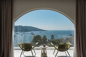 Miyue Shenzhen Blue and White Holy Island Cliff Pool Hotel