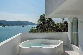 Miyue Shenzhen Blue and White Holy Island Cliff Pool Hotel