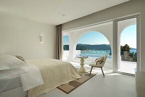Miyue Shenzhen Blue and White Holy Island Cliff Pool Hotel