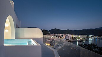 Miyue Shenzhen Blue and White Holy Island Cliff Pool Hotel