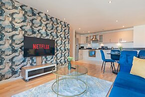 Sapphire Suite-citycentre-luxury-freeparking