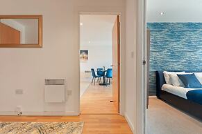 Sapphire Suite-citycentre-luxury-freeparking