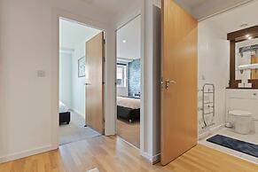 Sapphire Suite-citycentre-luxury-freeparking